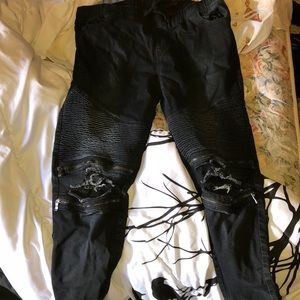 High waisted ripped boy jeans